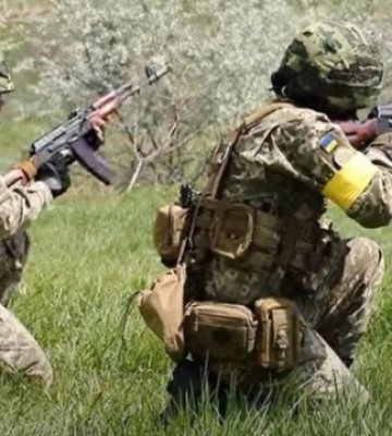 У Дарницькому районі Києва проходять військові навчання