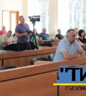 У Тростянці міськрада підтримала осиротілих під час окупації неповнолітніх дітей