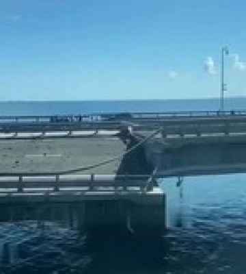 В СБУ офіційно прокоментували підрив Кримського мосту: &quot;з цікавістю спостерігаємо&quot;