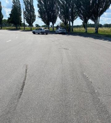 На проспекті Перемоги в Черкасах перекинулась автівка