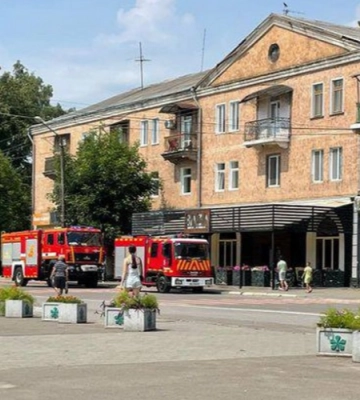 На Волині через запах підгорілої їжі до кафе викликали пожежників 