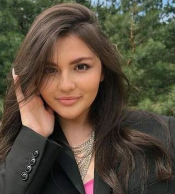 Всі вірять у гроші, – онука секретаря РНБО Данілова відповіла, хто спонсорує її кар&#039;єру співачки