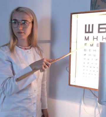 У Луцьку великі черги на медогляд школярів