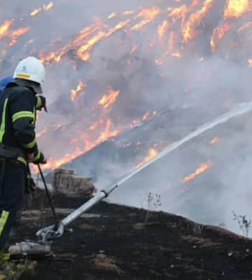 Вночі окупанти атакували Миколаїв дронами: у місті спалахнула пожежа
