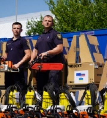 Рятувальники Закарпаття отримали гуманітарну допомогу від Республіки Словенія