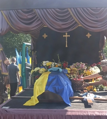 Сам виховував сина: на Волині поховали 29-річного Героя Олега Іванова