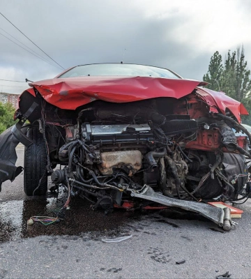 Травмувалася водійка. Нові подробиці ДТП у Рівному (ФОТО)