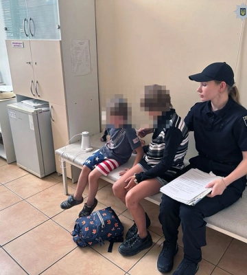 У Харкові з неблагополучної родини забрали двох дівчаток