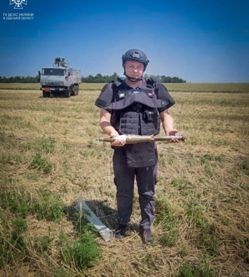 На один з пляжів Одеси хвилями винесло небезпечну знахідку
