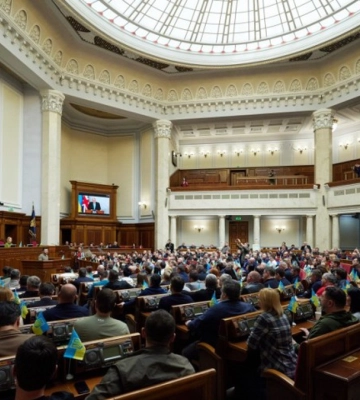 Раді пропонують заощадити на одній річній стипендії для молодих вчених та перевести понад 161 тис. грн на ЗСУ