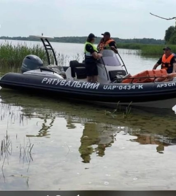На Волині з озера дістали потопельника