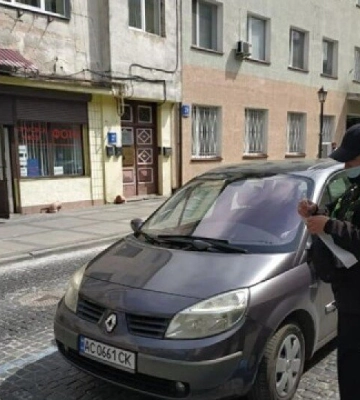 У Луцьку хочуть обладнати 15 платних парковок: де це зроблять найперше