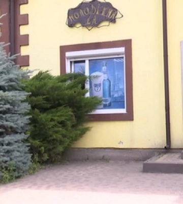 Відірвав чеку і кинув: у Луцькому районі п&#039;яний військовий приніс гранату у магазин (відео)