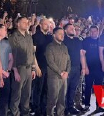 Зеленский и командиры с &quot;Азовстали&quot; прибыли во Львов – фото, видео