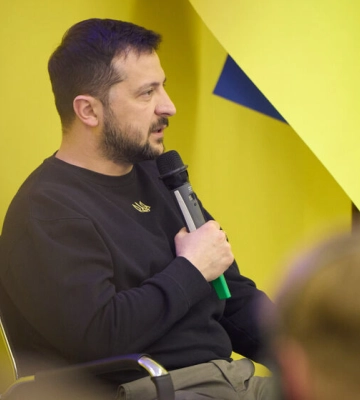 До Львова прибув президент Володимир Зеленський із командирами «Азову». Фото