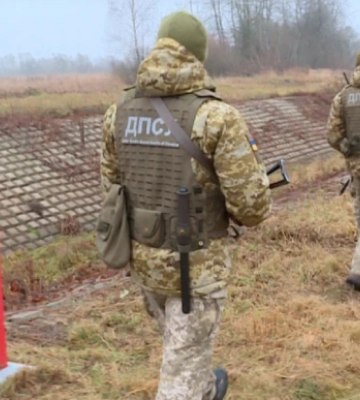 На Волині харків’янин намагався перетнути кордон та втекти до Білорусі, а потім потрапити в Польщу