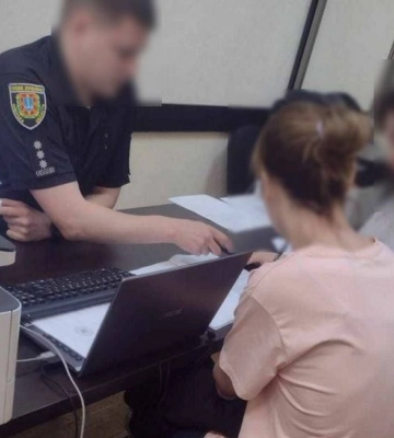Дружину депутата Одеської облради підозрюють у привласненні коштів з ремонту вуличного освітлення