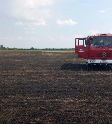 На Черкащині спалахнув комбайн: згоріло 20 гектарів пшениці