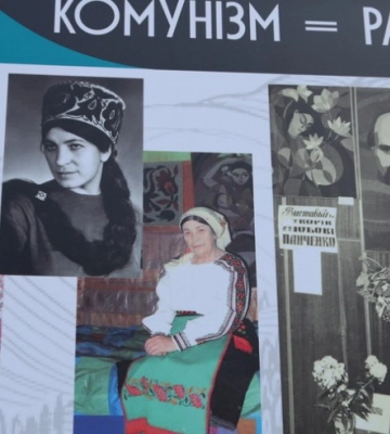 В Ужгороді презентували пересувну виставку «Комунізм = Рашизм»