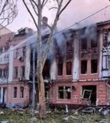 Николаев. Последствия атаки России - погибли люди, есть пострадавшие, спасен котенок: фото