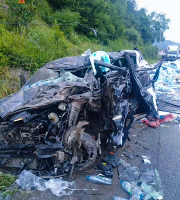 На Закарпатті сталася автопригода за участю трьох авто