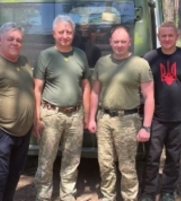 Новосформована медична рота волинських тероборонівців отримала авто від області