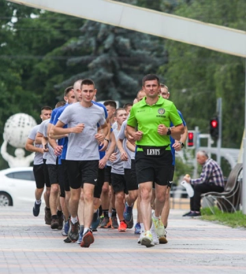 Курсанти Академії підтримали захисників в рамках забігу «Біжимо за перемогу»