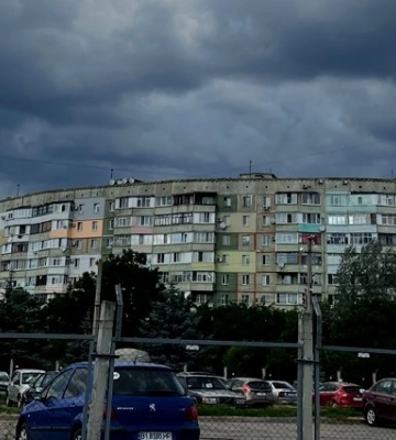 Полтавців попереджають про нічну грозу та сильні пориви вітру