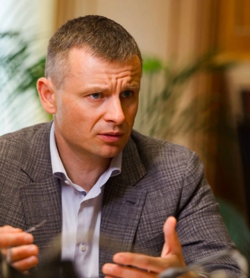 Міністр фінансів пояснив, чому США «комфортніше» давати Києву зброю, але не гроші
