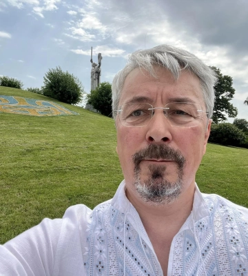 400 млн на кіно під час війни: міністр культури Ткаченко подав у відставку