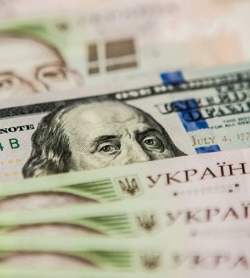 Курс валют НБУ. Гривня зміцнюється