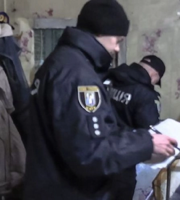 У Києві засудили чоловіка, який проломив знайомому голову та зробив селфі
