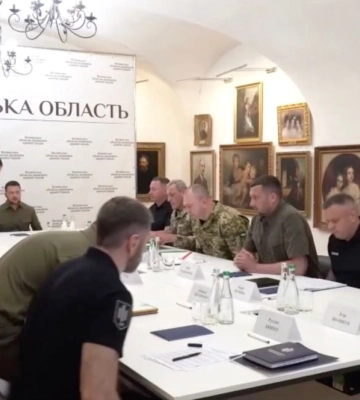 Зеленський у Луцьку провів координаційну нараду щодо безпекової та соціальної ситуації на Волині