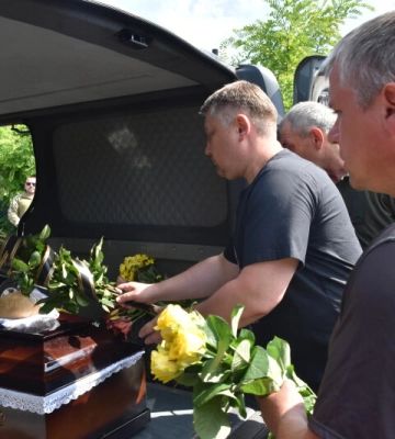 У Милушах поблизу Луцька прощалися з Героєм Павлом Вітком