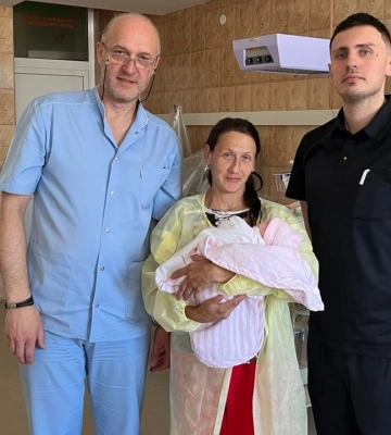 Провели операцію недоношеній дитині: чернівецькі лікарі врятували життя дводенному немовляті