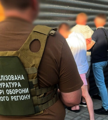 50 000 гривень за уникнення мобілізації: у Дніпропетровській області на хабарі спіймали працівника військкомату