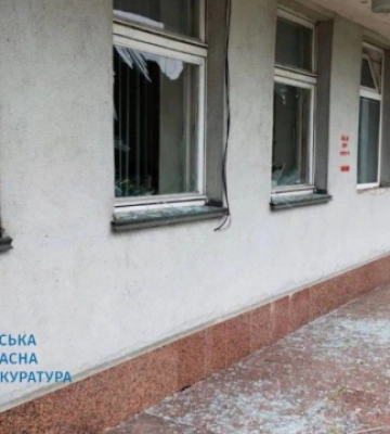 Росіяни скинули з дрона вибуховий пристрій у місті на Сумщині, є поранені