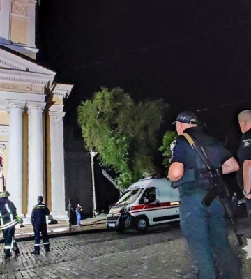 Російські терористи атакували Одесу ракетами: є загиблий, постраждали 22 людини