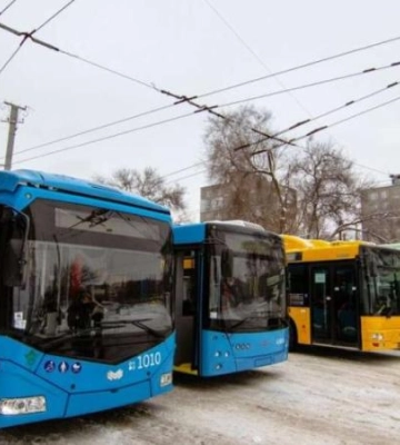 Як працює громадський транспорт у Дніпрі 23 липня (графік)