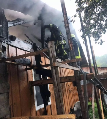 На Львівщині в охопленому вогнем будинку виявили тіло власника житла
