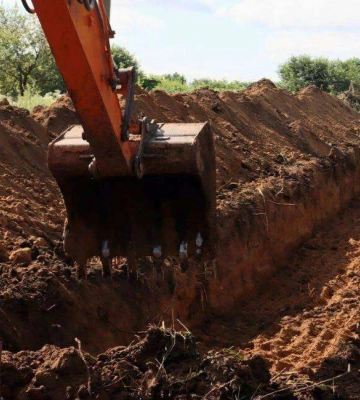 У Марганці триває будівництво нового водогону