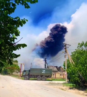 Зʼявився супутниковий знімок аеродрому в Криму. Його напередодні атакували