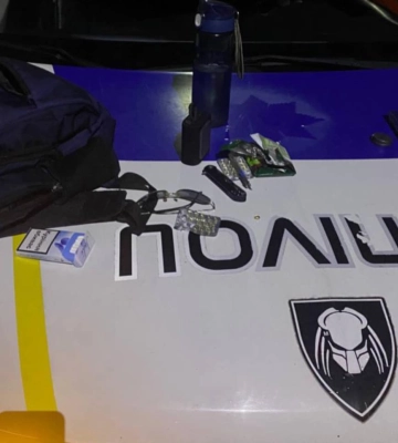 У підозрілого перехожого в Ужгороді патрульні виявили наркотичну речовину