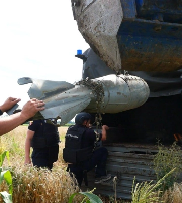 Піротехніки ДСНС знищили авіабомбу на Запоріжжі