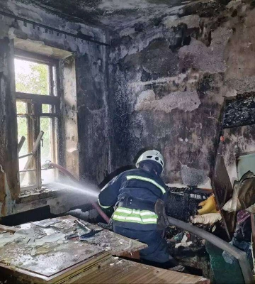 В Днепре на Дунаевского загорелась квартира