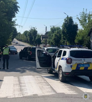 У Житомирі позашляховик на пішохідному переході збив дитину (ФОТО)