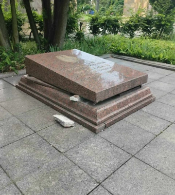 У Львові намагались вкрасти прах агента НКВС Кузнєцова