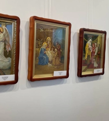 У Луцьку діє виставка сакрального живопису, деякі ікони – з мощами святих