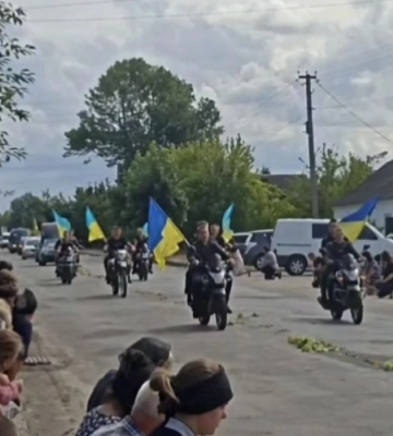 «На щиті»: на Волині навколішки зустріли 20-річного Героя Василя Коваля