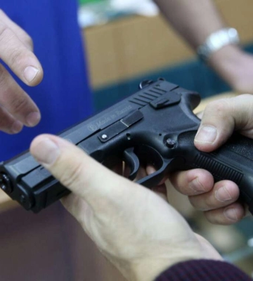 В Україні змінилися правила поводження зі зброєю для цивільних